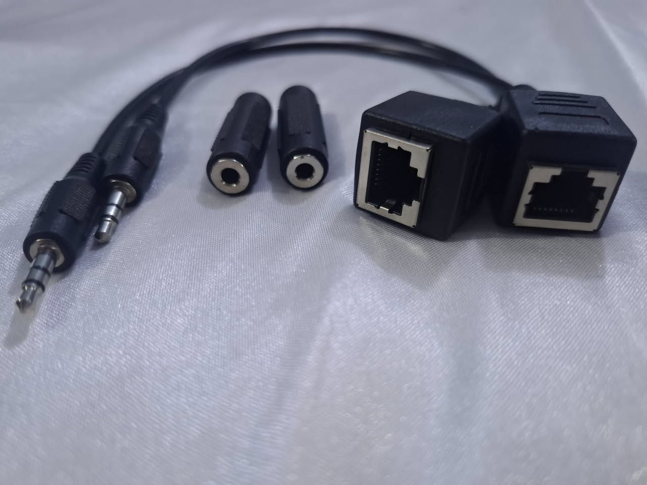 تحويلة من ايثرنت للاواكس نثية و فحل
جديد لوك ع الفحص
السعر 5 الف
يوجد توصيل لكافة المحافظات بغداد, العراق


**إذا كنت صاحب هذا الإعلان وتريد حذفه لأي سبب، رجاءا أرسل رسالة إلى الدعم الفني**