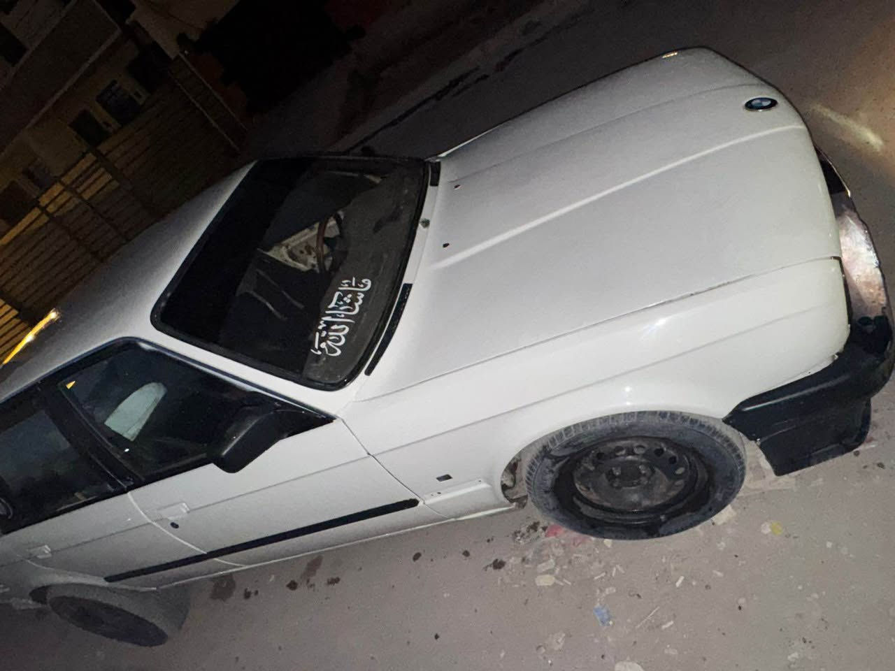 سلام عليكم بي ام زعره موديل ٩١ رقم ديالى مشروع وطني لشهر السادس سنوية بيها مفقود بس يتبدل وي التحويل تبريد ماكو مصبوغة فرن جديد السياره لايتات جديده بك لايتات جدد داخل كشنات وبطاين نضيفه دشبول وتنته يحتاج ترتيب بيها مراوح بسيط مال ايسي ايرفلو مرتبه جديد نوزلات بلكات كله جدد كير محرك جدد تايرات نص عمر وياله ١٧ بي بي اس رايدها ب ٤١ وبيها مجال للانصال *********** بغداد, العراق
