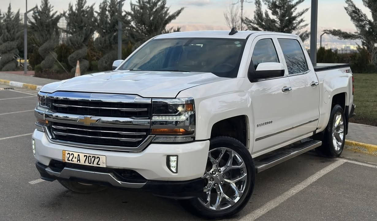 بۆفرۆشتن. 🛻🇺🇸🤍 للبیع

شۆفرلێت سلڤڕادۆ,2017 مواسەفات LT 
دەبڵ ئەکسل 4x4
رادار+ئوتؤ ستؤپ
مەکینە 5.3L

سەیارەکە بێ بۆیاخە 
بێ دەعم بێ لێدراو

تاقم تایەی نوێی 
هیچ مەسرەفێکی تێدا نییە 
زۆر پاک و خاوێنە 

شوێن سلێمانی 🏠
گێر و مەکینەی بەشەرت 
هیچ کێشەیەکی تێدا نییە 

سعر /في التعليق يتم الرد فورا على المسنجر ✍🏻

نرخ/ لە کۆمێنت بنوسە یەکسەر وەڵام دەدەیتەوە 📮

ژمارەی خاوەن سەیارە : ***********☎️
