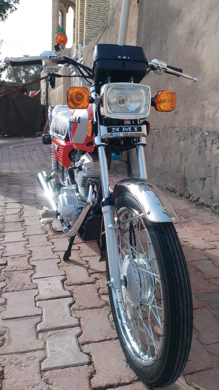 السلام عليكم شباب دراجه للبيع العسر 850ما متعوبه الله شاهد تجي تاخضهه لكبر مصلح والمكان العماره ابو رمانه وشراي يتصل عل رقم  0772 654 4178
