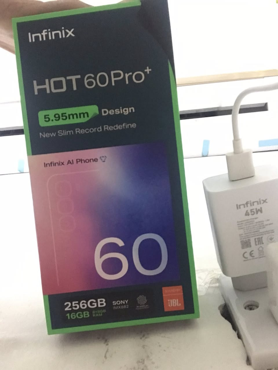 سلام عليكم جهاز انفنكس هوت60 برو بلس ذاكرة 256 رامات الذاكرة العشوائية 16 گيگا بايت
المعالج ميديا تيك helio G200 قوي لمحبين الألعاب
الشاشة من نوع AMOLED بتردد 144 هيرتز 
بطارية5160 ملي امبير مع شحن سريع 45w ميگا واط
مستخدم اربع ايام فقط السعر270 ألف وبي مجال للأستفسار ***********
