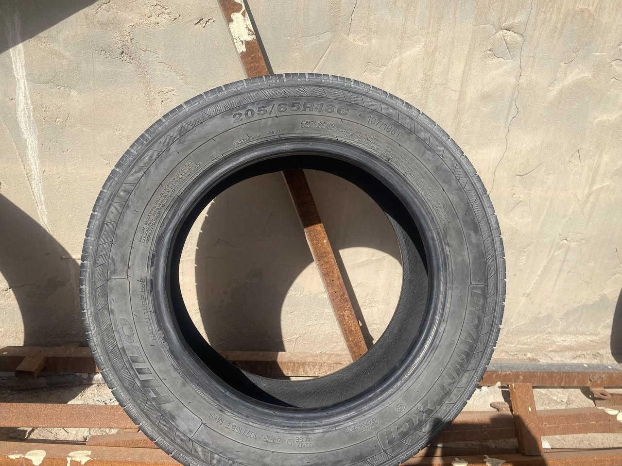 تخم تايرات مستعمل نظيف شرط الفحص
حجم ٢٠٥/٦٠/١٦
سعره ٧٥
نجف / ابوصخير


**إذا كنت صاحب هذا الإعلان وتريد حذفه لأي سبب، رجاءا أرسل رسالة إلى الدعم الفني**