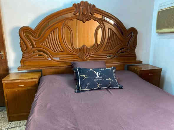 الغرفه للبيع السعر 500 قفل***********
