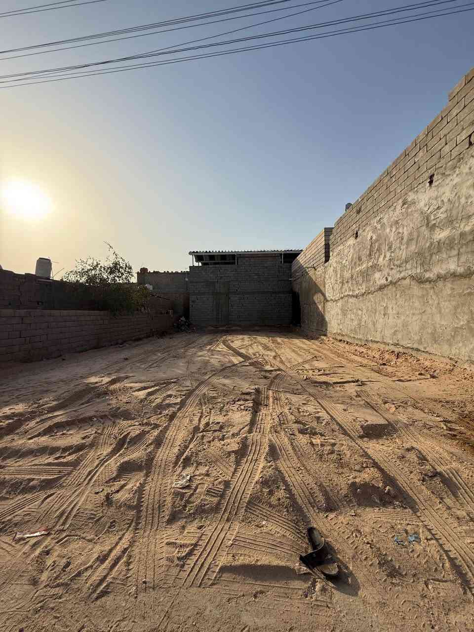 أسعد ألله أوقاتكم بكل خير 🌹
اللاستفسار ***********
توفر قطعه للبيع 🔹

ألمساحه 220 م ⚡
على شارع تبليط 10 م

جميع الخدمات متوفره
مدارس قريبه عليك + ماء + كهرباء + مجاري

نوع العقار : طابو ملك صرف زراعي تتكاتب وي مالك الأرض مباشرةً 

العنوان : أبي الخصيب طريق الوصطي تبعد عن طريق الوصطي 75 م

سعر 45 وبي مجال
اللاستفسار ***********
