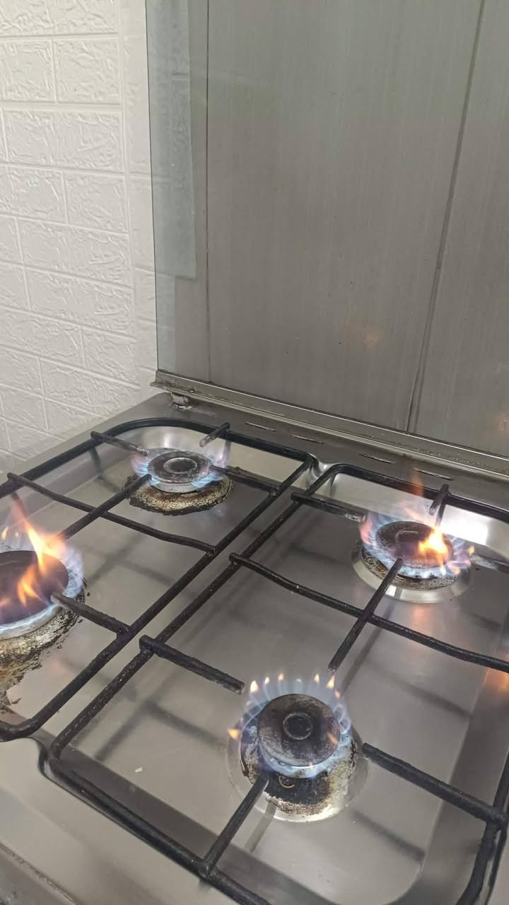 طباخ للبيع نظيف وشغال 
السعر ٨٠
العنوان حلة نادر٢
قرب فاملي مول


**إذا كنت صاحب هذا الإعلان وتريد حذفه لأي سبب، رجاءا أرسل رسالة إلى الدعم الفني**