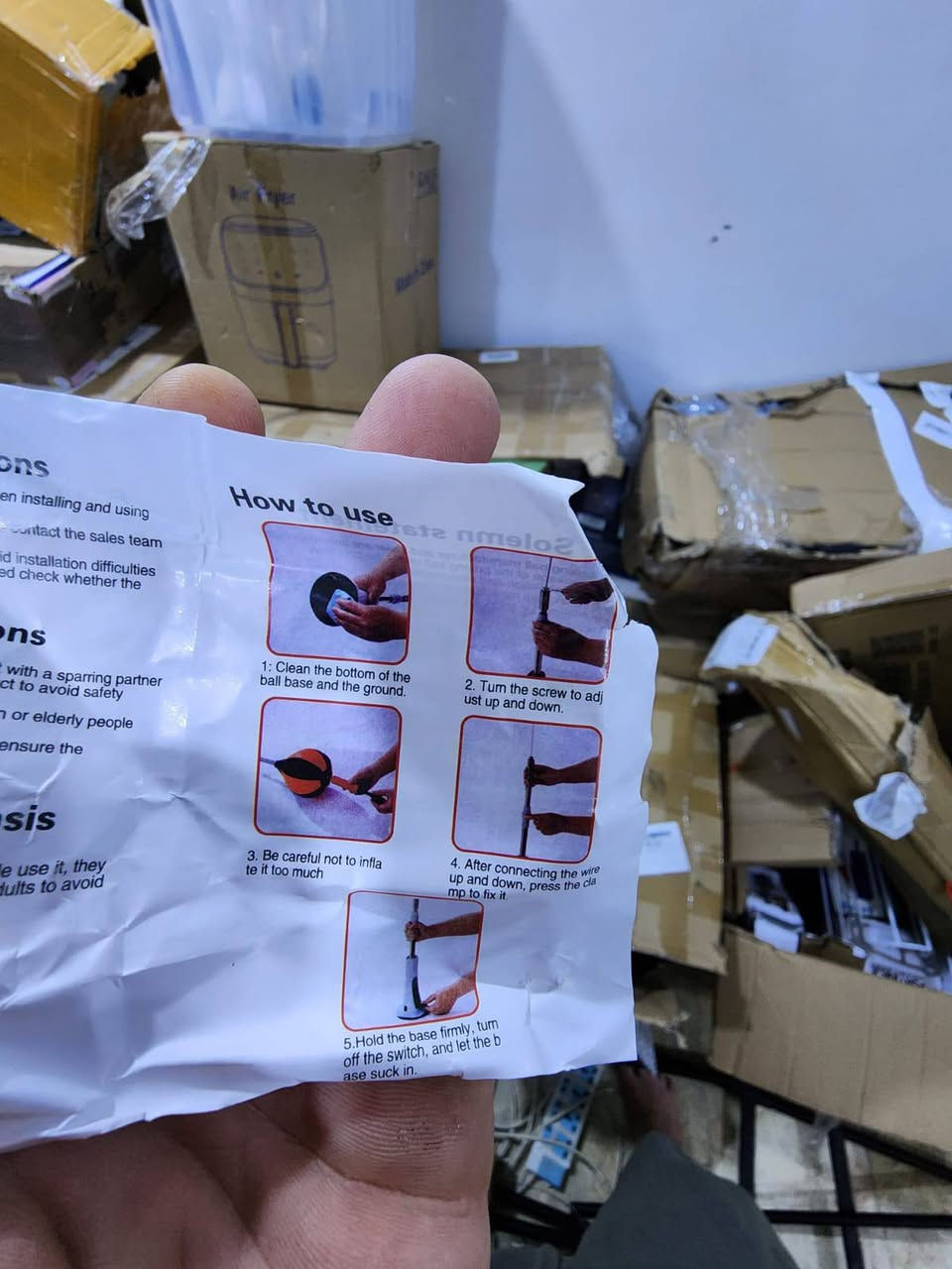 سلام مضرب ملاكمه اطفال سعر القطعه10 رقمي *********** اكو توصيل
