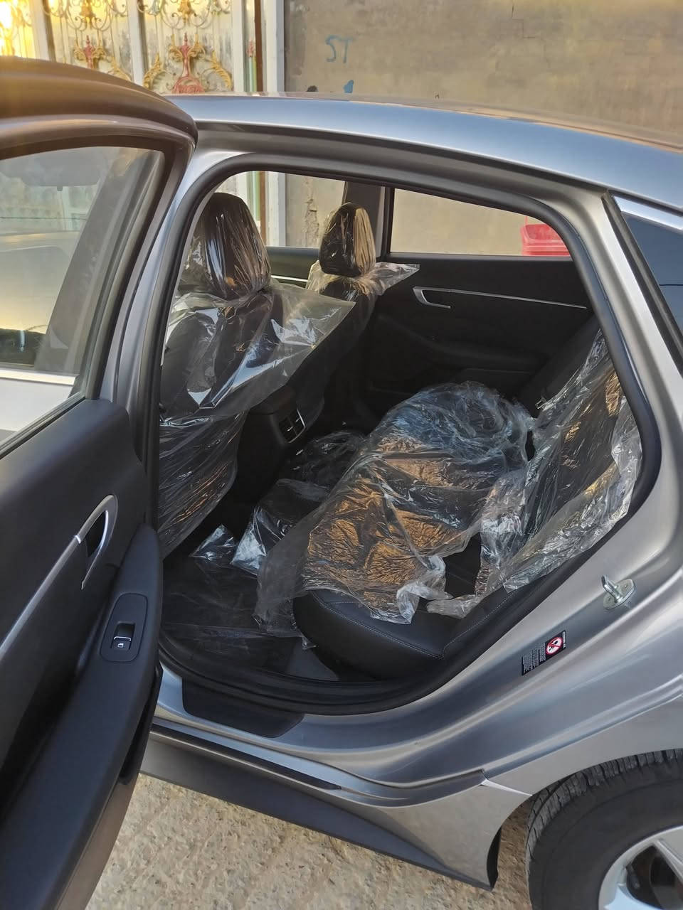 السلام عليكم.. سوناتا موديل ٢٣ سلفر   رقم بغداد اصل كوري غاز كفالة بدون ثقوب قمارة.. المواصفات

بصمة 
بصمة ابواب
دخول ذكي
تحكم استيرن جهتين
كشنات تدفئه 
رادار امامي
مرايات شفط
اشاره بالمراية
حساس خلفي
تشغيل عن بعد 
مثبت سرعة
قياده ذاتية
تحديد مسار
لد نهاري
اوتو هولد
نظام Eco
حساس اطارات

وبعد بيه مواصفات 
السعر ١٨٩وبيه مجال... للأستفسار الاتصال على الرقم ***********
