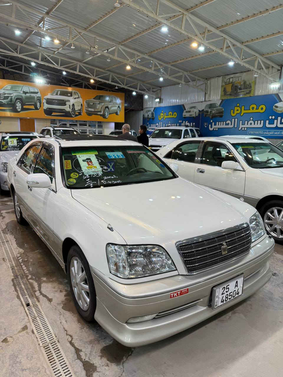 TOYOTA CROWN ROYAL SALON 👑
للأستفسار 📲 

***********ابو علي الرماحي •

   للبيع تيوتا كراون2001

    اللون      محجل   🤍  .

❗️السياره جديدة طك كارتون رقم گركوك  بأسمي شرط مداور ثاني يوم  تحويرة نجف فوك جوه بالكامل ☝🏻  .

مكفوله كفاله عامه من  كص وضربه ونقل جثه ورسميات والاصوليات.

المواصفات 👇

3 دگم . 

فتحه سقف سلايت . 

گير ومكينه وحداديه بالكارتون. 

ثلاجه خلفيه .

محرک ديفور الكبير شاصي 175 .

اربع كشنات كهرباء .

ستيرن كهرباء.

برده خلفيه كهرباء أصليه.  

تبريد قطعتين امامي .

تخم تاير جديد. 

ويل 16 نجمه .

تبريد ثلج + تدفئه.

غراض مال جنطه كامله.

والسياره ماعايزه برغي كامله على اخر حبايه.

والسياره بالواقع اجمل من الصور بهواي

السعر163 💵 وبيها مجال للطيبين 

العنوان🏠 // بالنجف المعارض الجديدة 

معرض بركات سفير الحسين قرب الصيرفه
