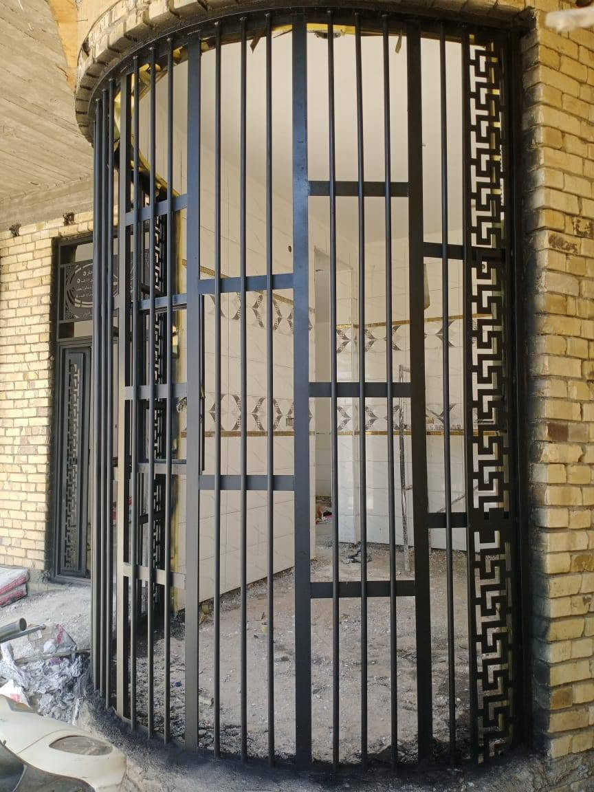 صبغ شبابيك وبيبان صبغ داخلي خارجي شرط نضافه العمل خاص مفتوح او على الرقم ***********ويدللون اهل القلعه قيس الناصري الناصري بيت العامر
