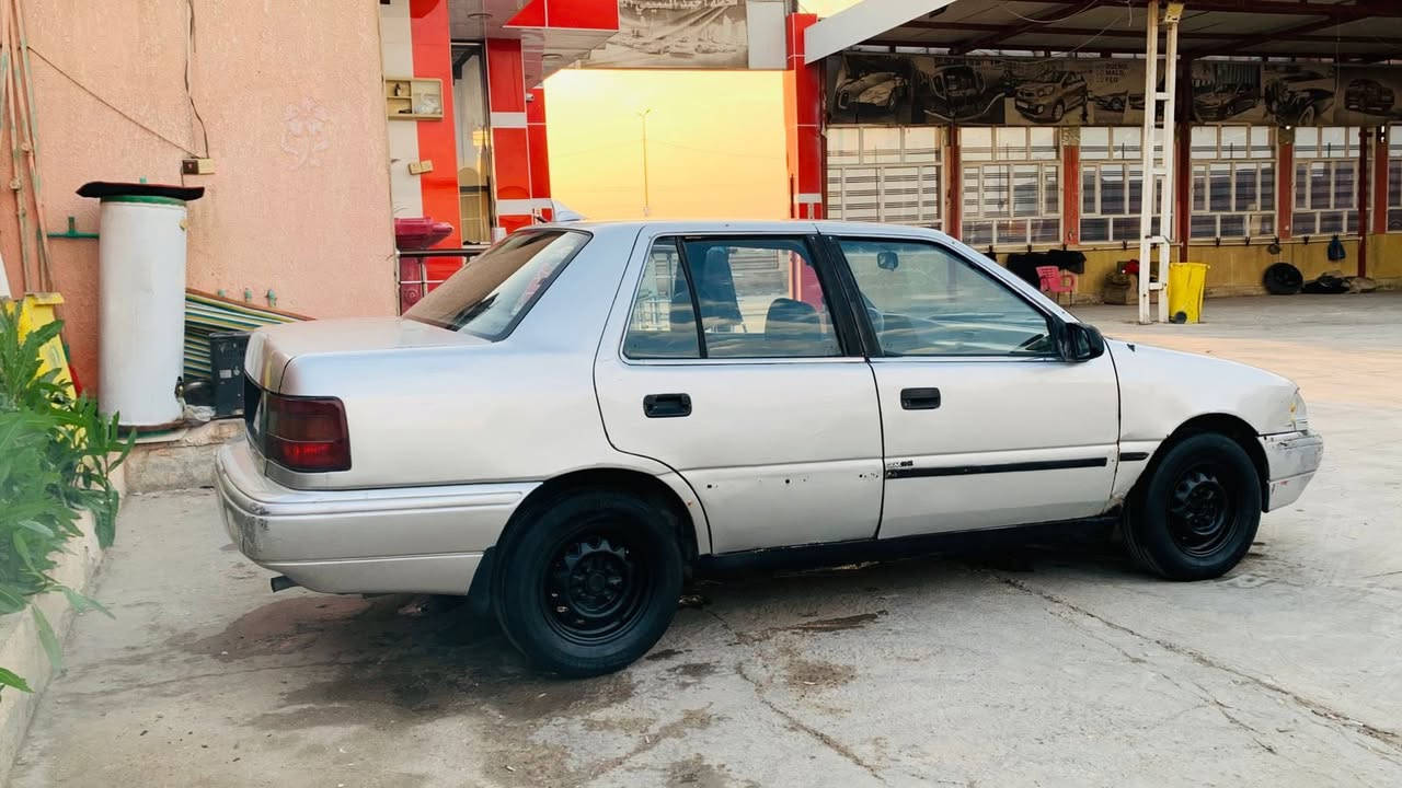 هونداي اكسله سياره خير من لله رقم ديالى سنويتها صاقطه صار سنتين مكينه حداديه خير من لله سعر 14 وبيها مجال جداً قليل مكاني بابل *********** الخاص مغلق اتصال فقط
