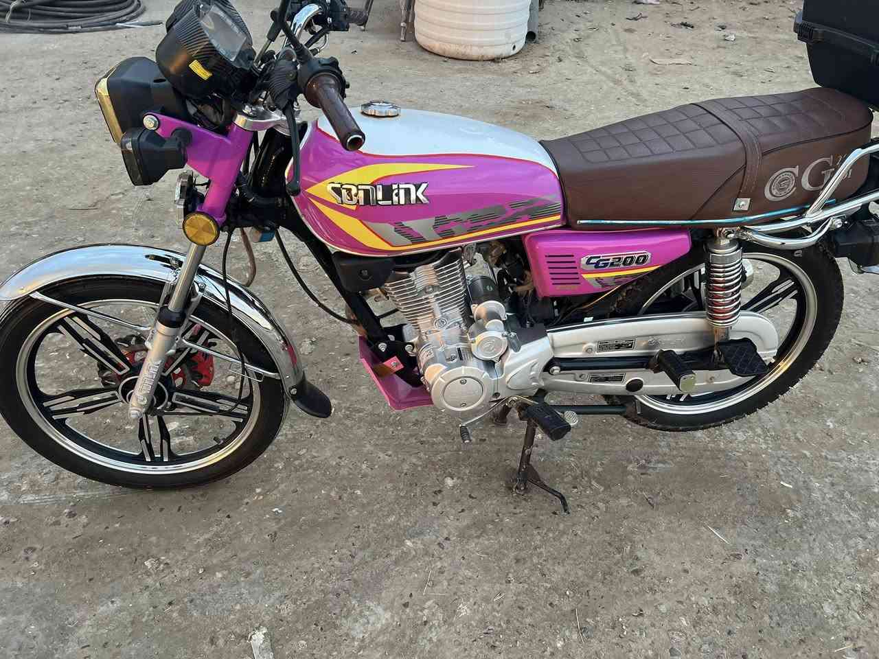 سلام عليكم للبيع فقط سفانه موديل 24/سونك

اوراق اصولي الدراجه كدام عينك وبعد احلا 

من الصور مكاني بابل جبله السعر ***********
