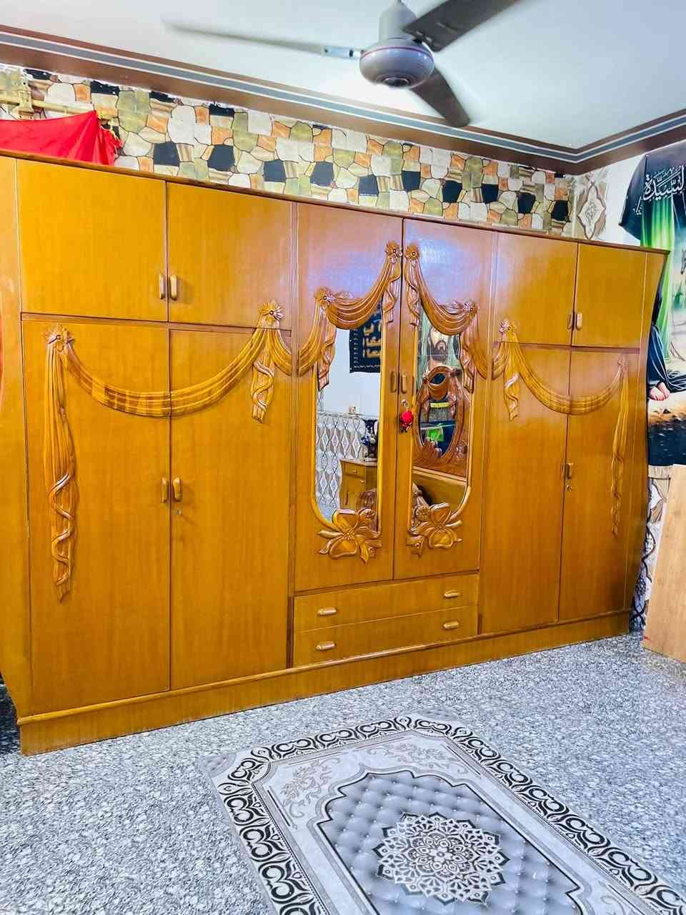 لعشاق الانتيكا  🔥👌  سعر مليون و50
غرفه صاج ٦ ابواب نادر عملها ماكو اختها بسوك 
شغل وعمل ونجاره درجه  شغل كله بورمي 💯💯مغطى بالزان المصري 💯💯
غرفه جدا انيقه وراقيه🔥🌟
عنوان بغداد مدينه الصدر 💥
توصيل موجود 🚛🚛
واتساب ***********
