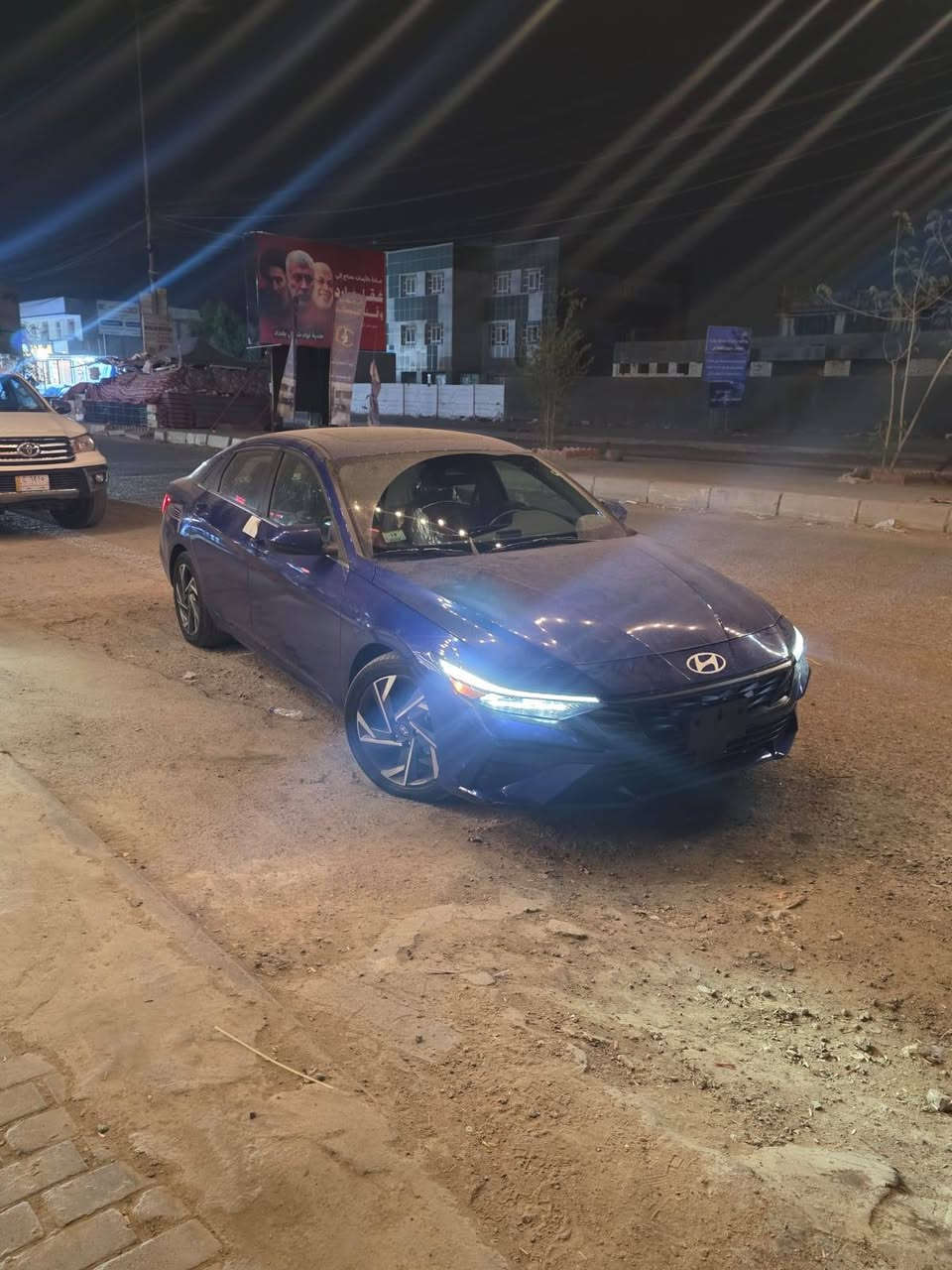 السلام عليكم للبيع هونداي النترا 2025 كلين فقط بارد بل جاملغ الامامي الايمن كد شبر ماشية 16 الف فول مواصفات فتحة بصمة  رقم بغداد معوقين اسويلك وكالة عامة السعر 170 وبيهة مجال  عنوان بغداد 
هاتف ***********
