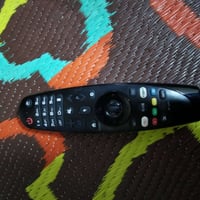 عندي شاشه نوع LG webos كوري الأصلي حجم 43 اسمارت انترنت ريموت موس ستلا...
