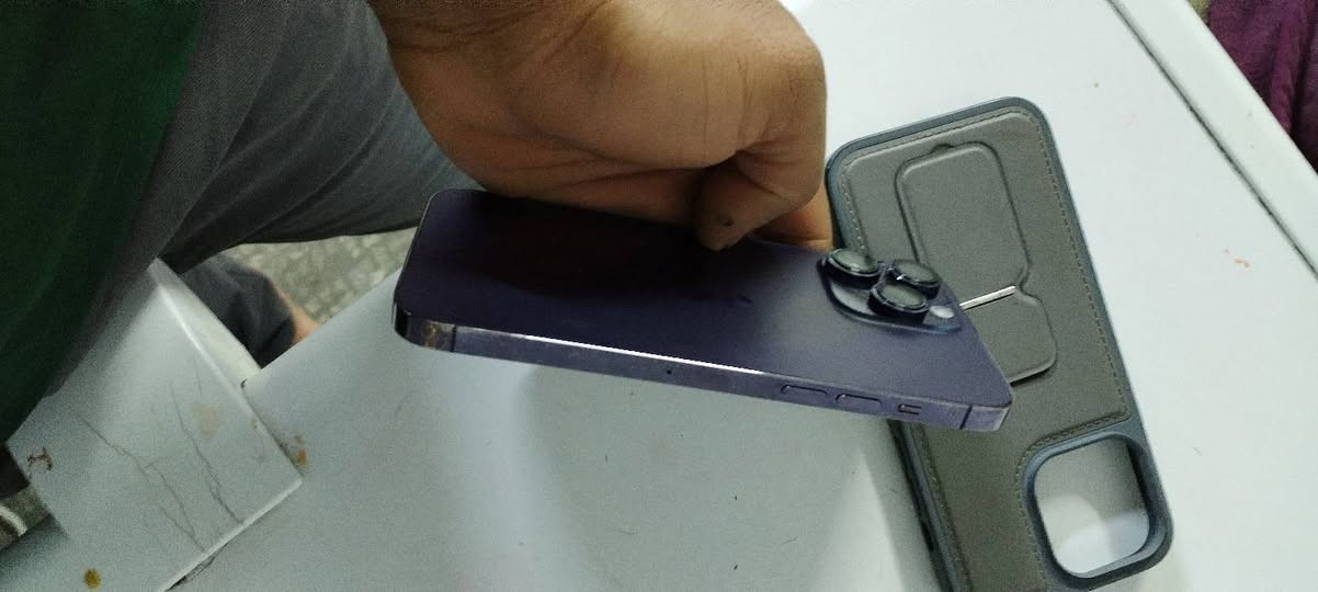 اسلام عليكم 
ايفون 14 برو ماكس جهاز  ما مفتوح نضيف شرق اوسط 2 سيم كارت شريحتين 
جهاز مال بيت بطاريه 88 للبيع السعر 860 بي مجال حك جيه مكان في ابو لخصيب *********** البصرة, العراق
