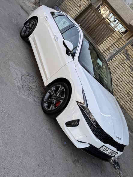 السلام عليكم كي فايف مديل 2023 خلجي 
بسمي بكاني بغداد السعر 190 وبيه مجال ***********
