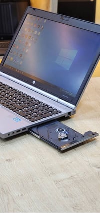 لابتوب دل • يشغل ألعاب • GTA V