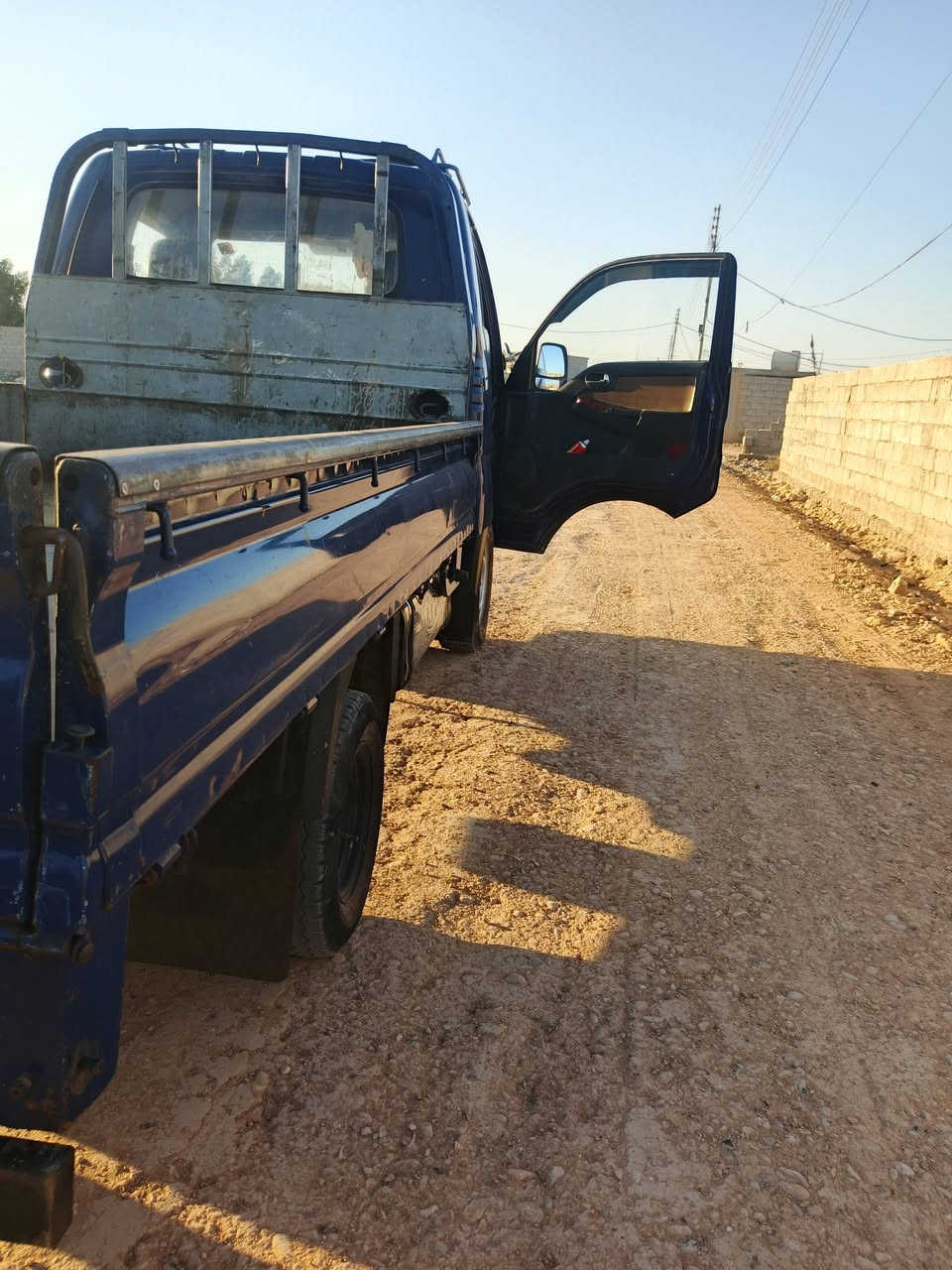 سلام عليكم سياره موديل 2007 الرقم دبابه السعر 86        ***********
