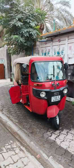 السلام عليكم تكتك للبيع موديل (2022/11) رقم لوحه وسنويه انكليزي تحويل مباشر السعر (7200) وبيهه مجال قليل كلش مكينه مجفته شركه مكفوله من التنقيص والتبخير بيهه معجون بلغد والصفحه اليمنه راجعه بارد بدون معجون وصبغ تكتك احلا من الصور تجي وتشوف كهربائيات حداده تخم تاير دوشمه كله جديد العنوان بصره قضاء القرنه رقمي ***********
