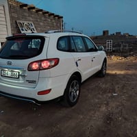 ٢٠١٢ • رقم بغداد • فتحة سقف