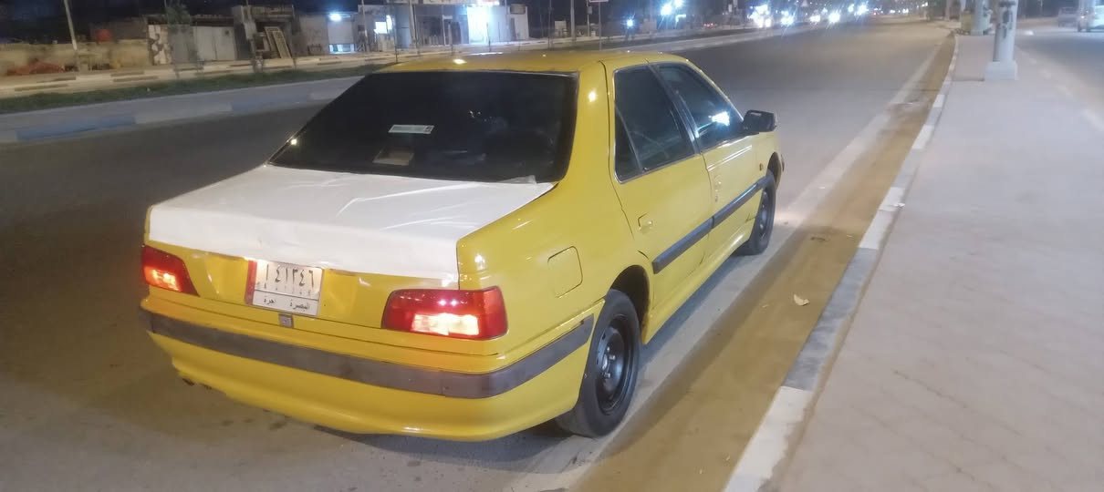 بيجو بارص 2011
سنويه جديده مصفره هيئه وغرامات 
راعيهة بلبصره كبل اوديك يمه يريد تحويل 
مكينه وكير نضيفات لاتبخير لاتنقيص  
كهربائيات كلهة شغاله 
حداديته لكدام جديده تايرات لكدام جدد 
قوايش عبوه فيتبم  نوزل بلك واير بلك جويتر كله جديد 
نقصها دبلات خلفيه وتايرات لوره تعبانات 
سعرها 26وبيهة مجال لشراي 
***********
