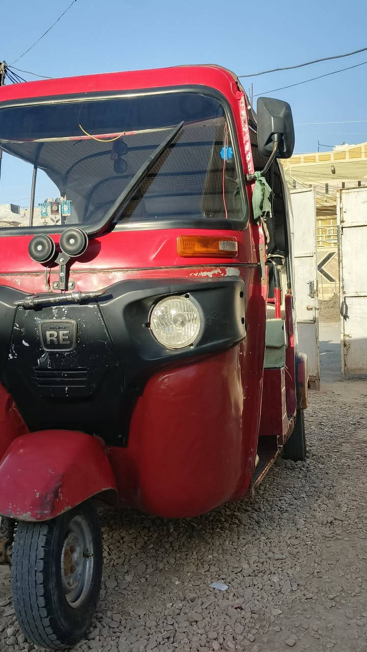 السلام عليكم من رخصت صاحب الكروب تكتك للبيع مديل2017 أوراق أصولي  مكينه عشرين تخم تاير جديد مكينته كفاله لاتنقيص ولاتبخير السعر خاص ***********
