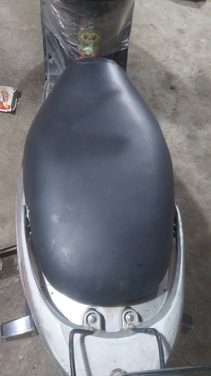 سلام عليكم ورحمه الله وبركاته 
دراسه بريز البيع دراجه شاهد الله تخبل وين متحب اطلع بيه ماتوكفك مكينه مكفوله مامفتوحه كهربيات كله شغاله اشاير اصطاب لايت لايت علي ناصي تايرات جداد باتري جديد نكرة سلف هندر دراجه كلش حلوة نقص فقط استان الوصطاني 
العنوان بغداد الشعب حي اور  السعر،،((( ٥٠٠ ))) وبيه مجال 
الشراي يتصل ويدالل ***********
