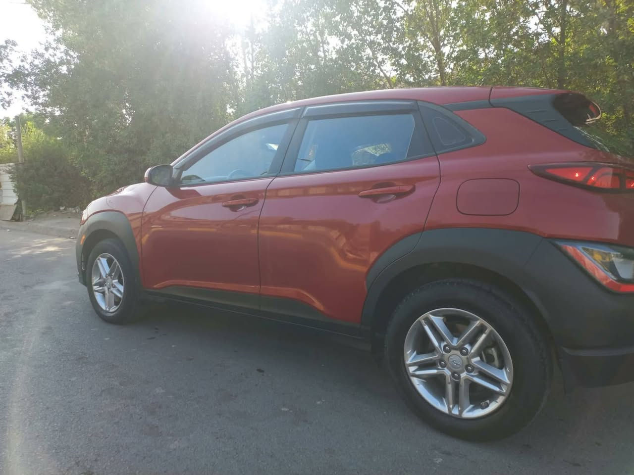 هونداي كونا موديل 2022
رقم بغداد بسمي سعر 130 وبيهة مجال حك الجية
 حادث بنيد وجاملغ سيارة ليبل واحد ماشية 55
محرك 2000 دوش   
نظام اطفاء وتشغيل عند التوقف بالازدحام 
لد نهاري أمامي خلفي 
شاشه ايباد تاب اندرويد كبيره  
رادار خلفي  وامامي 
كامره خلفيه دواره
فول تحكمات سترين 
خروج عن المسار 
3 انظمة قياده  
نظام الانحدار 
 مانع انزلاق                                          

الاستفسار ***********
