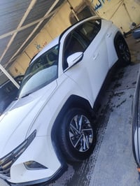 توسان موديل  20 شكل الجديد رقم اربيل ب205 وبيها مجال   رقم الهاتف 0787...