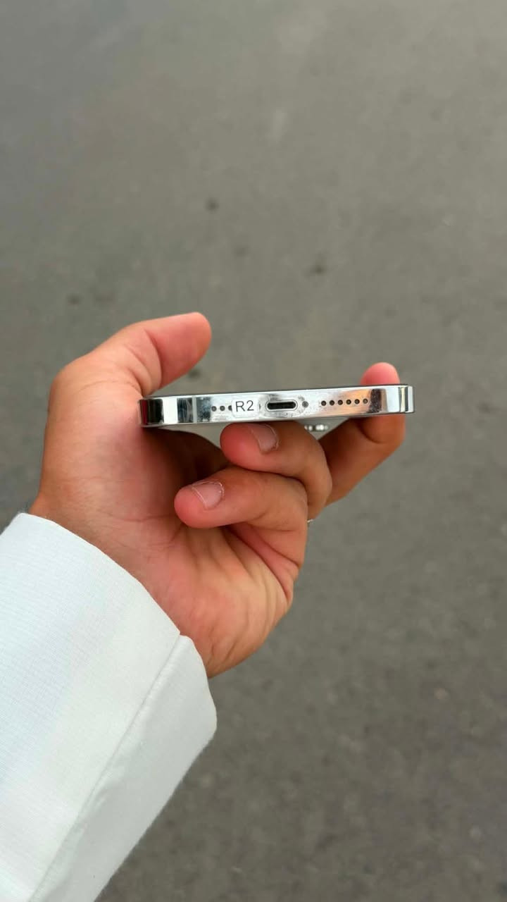 للبيع 
ايفون ١٤ برو ماكس دبل شريحه ذاكره ٢٥٦ بطارية 🔋 ٨٩ بحالة وكاله مامفتوح ولا مبدل بي شي على الفحص مع ضمان سنه 
السعر ٨٥٠ قفل


**إذا كنت صاحب هذا الإعلان وتريد حذفه لأي سبب، رجاءا أرسل رسالة إلى الدعم الفني**