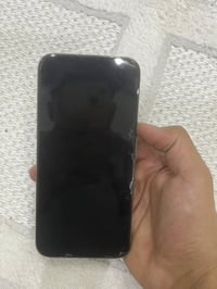 آيفون ١٥ • ذاكرة ٢٥٦ • بطارية ٨٦