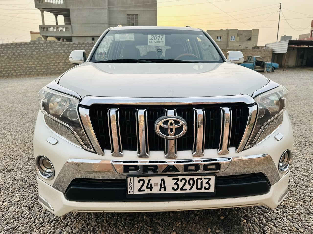 السلام عليكم للبيع برادو موديل 2011 محدث 2017   السياره كلين بدون ضرر ولا دعم عدا اربع صابع بل جاملغ الجدام  بارد  محرك اربعه بستم  السياره مال بيت ثلاجه وصطيه ويل مال 2021  رقم دهوك دولي تحويل ثاني يوم    السعر 230  مراوس حسب الغناعه  رقمي ***********. ***********  مكاني صلاح الدين الشركاط
