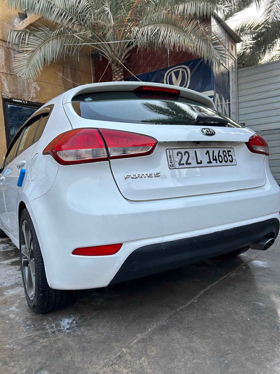 السلام عليكم
للبيع كيا فورتي 2017 هاشباك 

رقم اربيل دولي السيارة بأسمي سنوية لل2031

سيارة نظيفة واستخدام شخصي 

المحرك والكير بحالة ممتازة

تدفئة وتبريد شغالات ومعروف تبريد الفورتي شكد قوي

السيارة مسويلها ادامة كاملة للمكينة 

تخم تايرات جديد 

شاشة كبيرة و كامرة خلفية 

حادث السيارة بابين وموضح بالسونار مالتها 

السعر 105$ وبيها مجال 

***********

