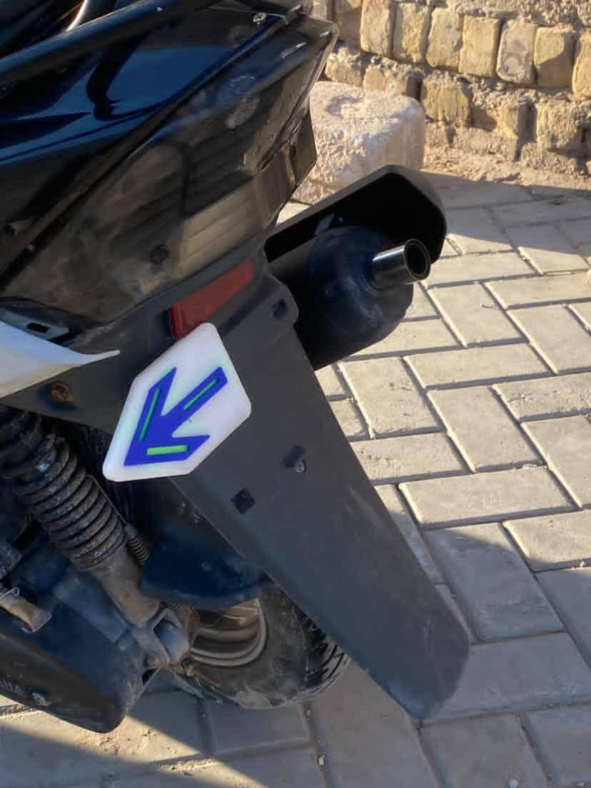 ماكس للبيع السعر 425وبيها مجال للشراي بسيط رقم التليفون وبي واتساب ***********
