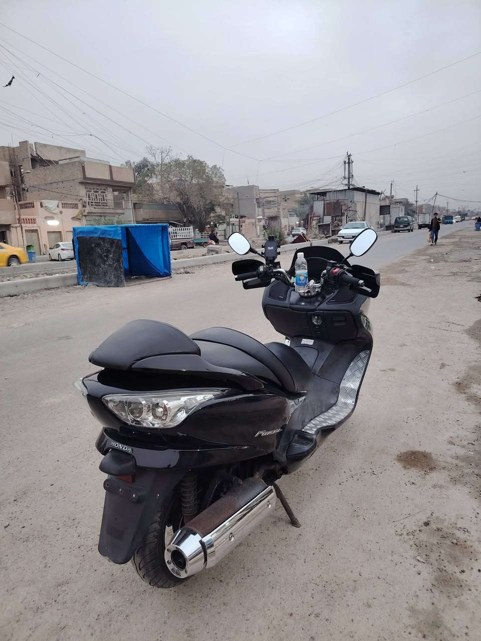 السلام عليكم دراجه فورزه صفر ((9)) سبع نمر دراجه خير من الله شلعه ومعدل دراجه مال رمبه صارلهه شهر ونص من نازله ماشيه ((٢٩))الف حقيقي  السعر ((11)) ورقه وبيهه مجال تجي وتجيب فيتر وياك وفحص براحتك الدراجه مكفوله
_بصمات تشغيل عدد((٢))
_تدفئه
_كلوب جنطه
_منظومه زنون
_كير شغال
_اربع تحويلات 
العنوان  بغداد مدينة الصدر ((الحبيبيه)) رقم الهاتف *********** ☎️
