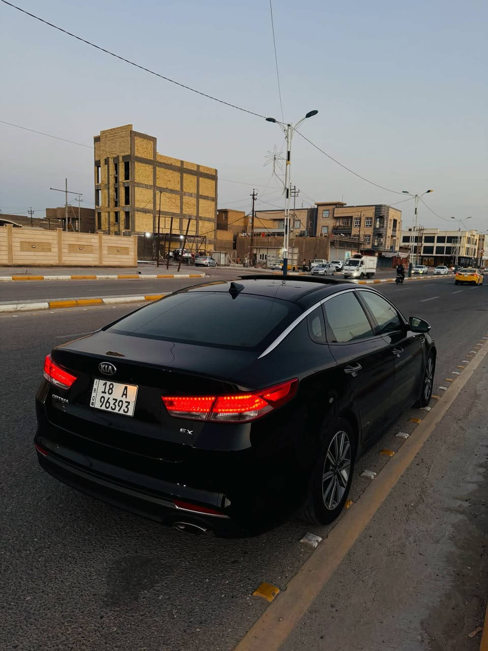 سلام عليكم
كلين تايتل وفول مواصفات  EX
رقمه بابل بأسمي مكان السيارة السماوة
موديل ١٨
ماشيه ١٠٠ ألف
برغي مامفتوح بل المكينة
***********
