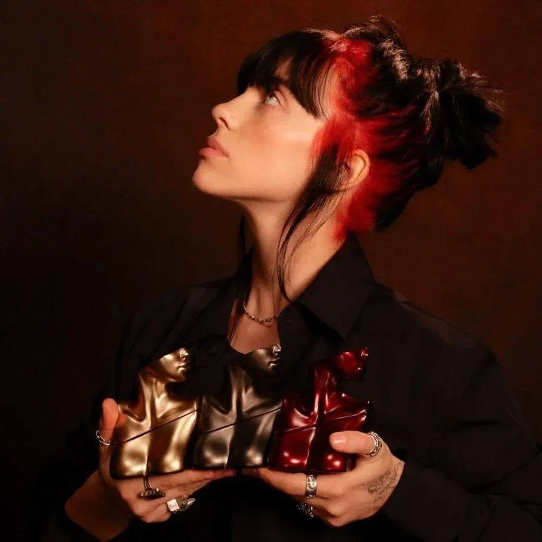 لفتره محدوده تخفيضات والتوصيل مجاني للحجز على الواتساب ***********
