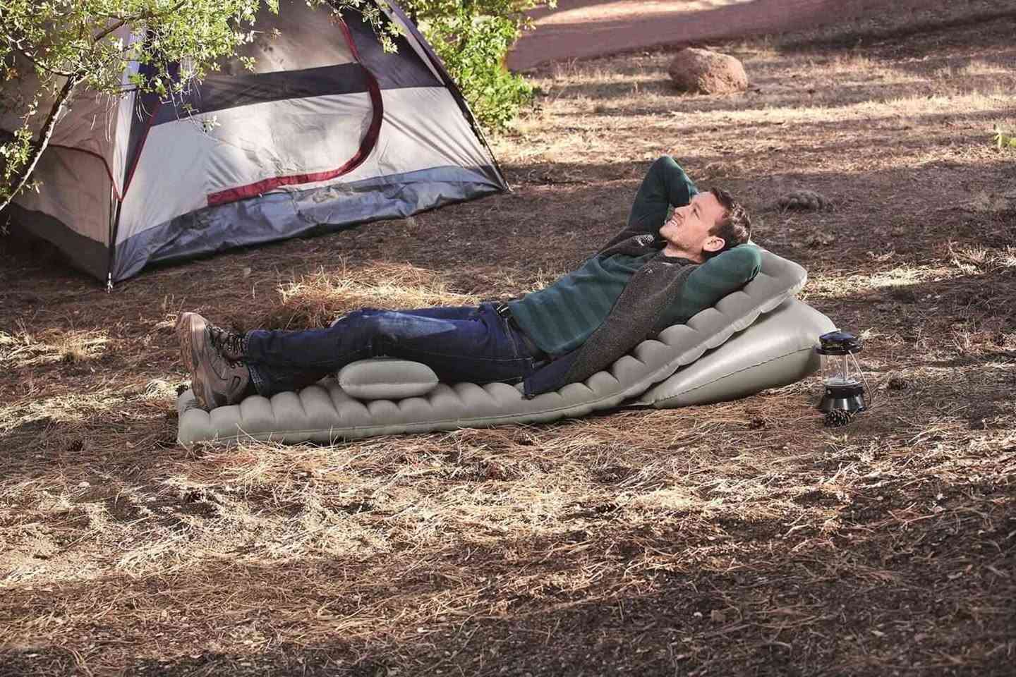 🛏️🌿 مرتبة هوائية Bestway Flexchoice™ Pavillo™ – راحة مرنة في كل مكان!
استمتع بالاسترخاء أينما كنت مع مرتبة هوائية متعددة الاستخدامات تجمع بين الراحة، العملية وسهولة الحمل، مثالية للرحلات والتخييم أو الاستخدام المنزلي.
🚚 التوصيل متوفر لجميع الولايات والدفع عند الاستلام
🛏️ Bestway Flexchoice™ Pavillo™ – Modèle 67617
✅ مصنوعة من فينيل عالي الجودة تم اختباره مسبقًا
✅ سطح نوم ناعم ومريح لدعم الجسم أثناء الاستلقاء
✅ تصميم متعدد الوضعيات:
  🛌 سرير استرخاء مريح مع وسادة مدمجة
  🪑 كرسي استلقاء قابل للإمالة
  🪑 وضعية كرسي باستخدام الامتداد والوسادة
✅ هيكل داخلي I-Beam يمنع التشوه ويحافظ على الثبات
✅ صمام تفريغ هواء سريع وسهل الاستخدام
✅ خفيفة الوزن وسهلة الحمل والتنقل
✅ مناسبة للاستخدام الداخلي والخارجي
✅ تأتي مع رقعة تصليح ذاتية الالتصاق
📏 الأبعاد: ✔️ 191 × 70 × 10.5 سم
🎯 مثالية لـ: 🏕️ التخييم والرحلات
🏠 الاسترخاء في المنزل
🏖️ السفر والنزهات
🌿 الاستخدام الخارجي
✨ مرتبة عملية تمنحك راحة مرنة في أي وضعية تحتاجها، أينما كنت.
📦 الكمية محدودة، اطلب الآن قبل نفاد المخزون! 🛏️🌿🔥🚀Bestway Pavillo 67617 Matelas Gonflable Multifonction 1 Place Avec 2 Oreillers الأربعاء, الجزائر


**إذا كنت صاحب هذا الإعلان وتريد حذفه لأي سبب، رجاءا أرسل رسالة إلى الدعم الفني**