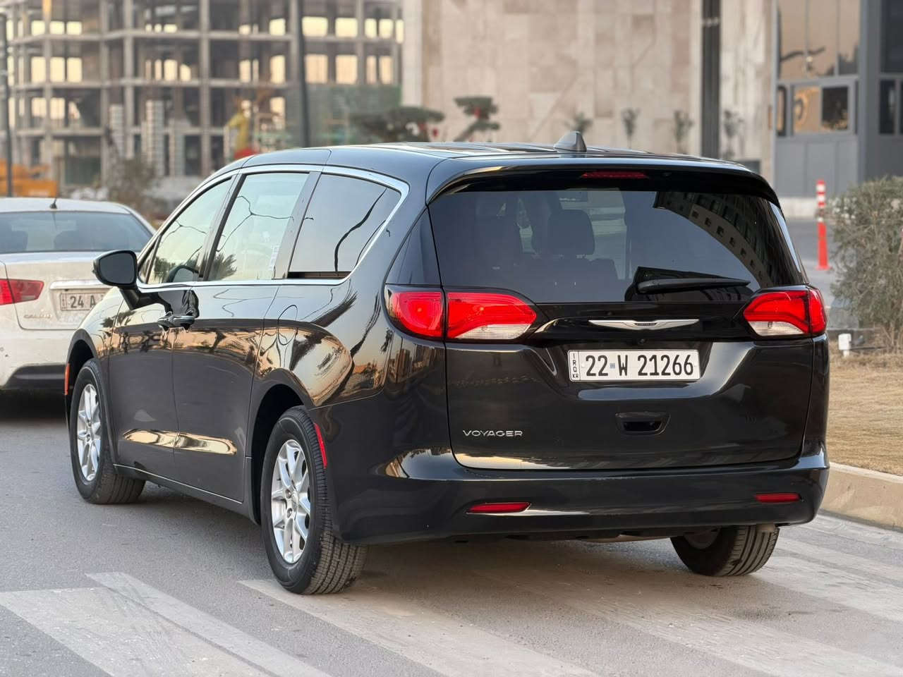 2023 CHRYSLER VOYAGER, LX
للبيع 

فيوجر وارد موديل 2023

حادث بسيط موضح بالصور 
صبغ بنيد فقط باقي السيارة مكفولة من الصبغ 

***********

سعر 223 ورقة 

حجم محرك 3600

بصمة تشغيل 

أبواب كهربائية 

صندوق كهرباء 

شاشة وكامرة دوارة

ثلاث قطع تبريد تحكم مركزي

7 راكب 

تشغيل عن بعد

رادار تحديد مسار توقف ذاتي

سيارة جديدة ماشية 20 الف

تخم تاير جديد 

رقم اربيل الجديد فحص وهزه جديد 

مكان السيارة بغداد الكرخ قرب شارع مطار بغداد الدولي 

***********
