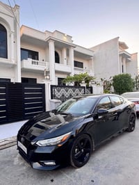 سنترا SR midnight edition  موديل : 2022  ضرر : قطعه وحدة حادث خفيف كلش...