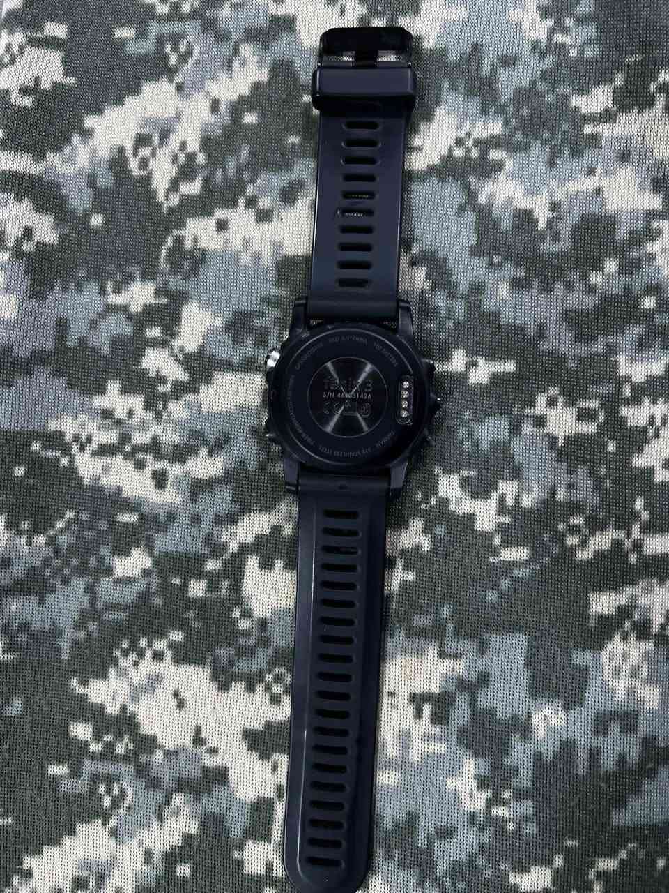 يالله 
ساعه كأرمن فينكس 3 نظيفة 
حجم ساعه 51حجم سير 26
تواصل خاص او واتساب يوجد توصيل 🚚


**إذا كنت صاحب هذا الإعلان وتريد حذفه لأي سبب، رجاءا أرسل رسالة إلى الدعم الفني**