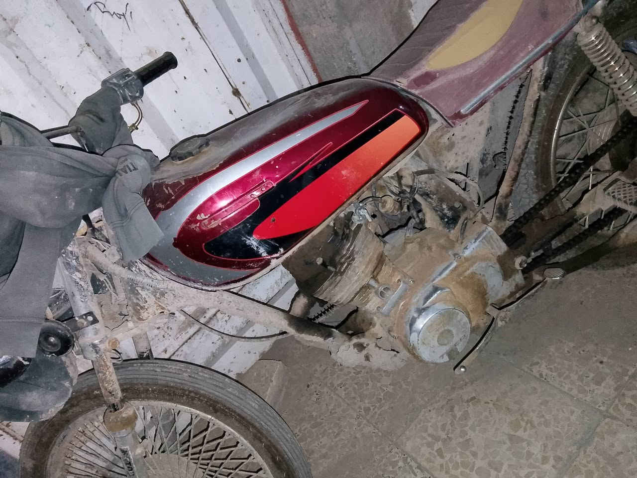 سلام عليكم اخواني دراجه البيع سعر 150 وبيه مجال خبرني وتدلل ***********
