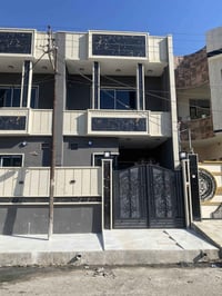 حي الاخاء • ١٠٠م • تسليم فوري