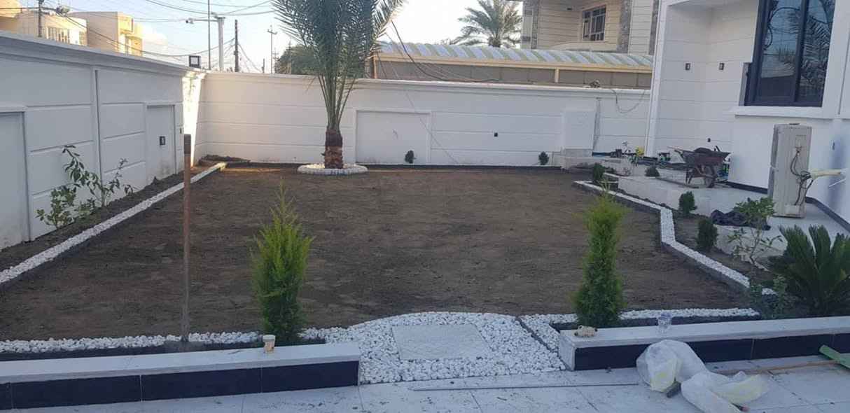 سلام عليكم  
اهلنا في مجمع بدور  السكني  توجد جميع انواع الزرع والضليات والديكورات حدايق داخليه خارجيه 
وانسب الأسعار   رقم ***********وتساب  
#ضياء الفلاح
