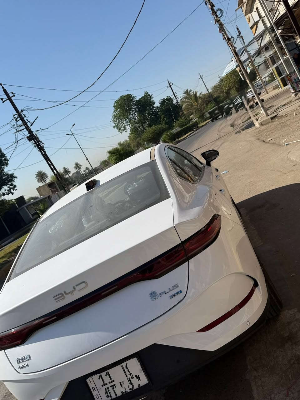 سلام عليكم byd qin plus  للبيع 13 كامره فول الفول السياره مكفوله كفاله عامه من الشخط والرصعه والصبغ والبارد جديده جدا اخت الزيرو ماشيه 6000 فقط السعر 22700 وبيها مجال بسيط للاستفسار اكثر الاتصال ***********
