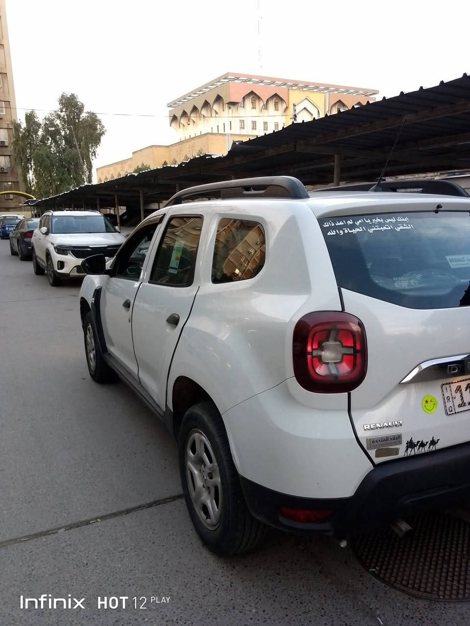 السلام عليكم رينو داستر 2019 رقم بغداد الجديد سنوية لل31 گير ومحرك كورلا نضيفات والحمدلله تبريد شغال ثلج بيهه جاملغ السايق مبدل فقط ساصي ولغد كفالة  والباب خلف السايق بي تصليح بارد تخم تاير وصدر نضيفات السعر 80  مكانهه بغداد الكرخ ***********
