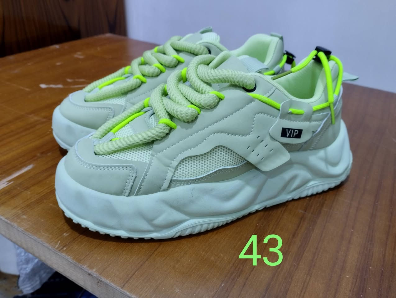 اخر قطع ثنين ب 20
قياسات مكتوبه بالصور توصيل متوفر


**إذا كنت صاحب هذا الإعلان وتريد حذفه لأي سبب، رجاءا أرسل رسالة إلى الدعم الفني**