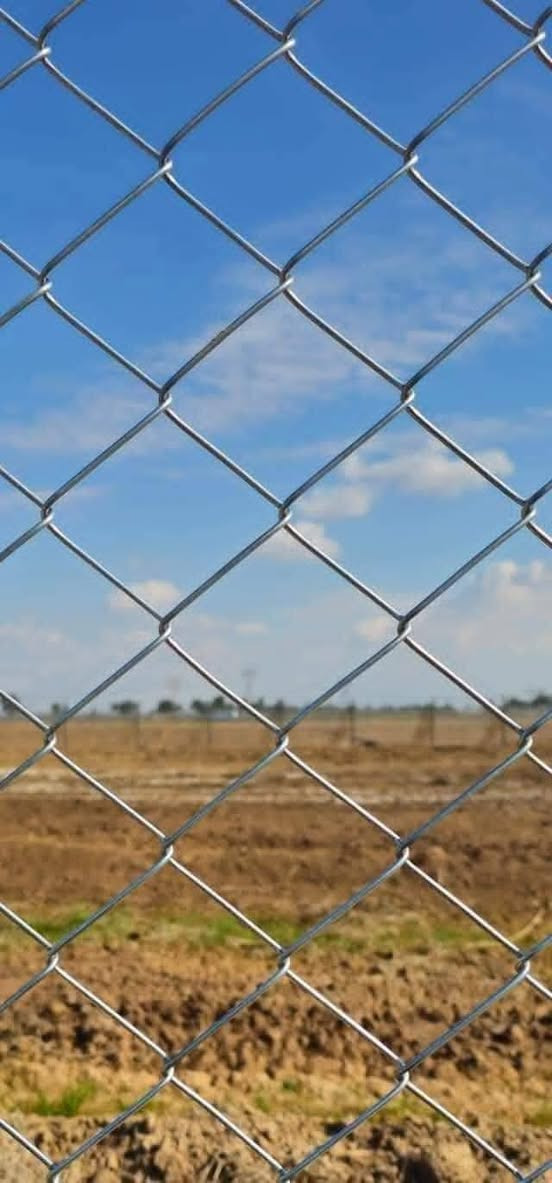 السلام عليكم من رخصة الادمن شركة بغداد الهندسية العمل الاسيجة البارسي نعمل في جميع  محافظات العراق كرستة وعمل لاستفسار تصل ***********ال***********
