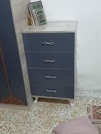 غرفه تركيه اخت جديده اريده ب ٥٠٠ قفل مكاني بغداد الشعله رقم تلفون 0776...