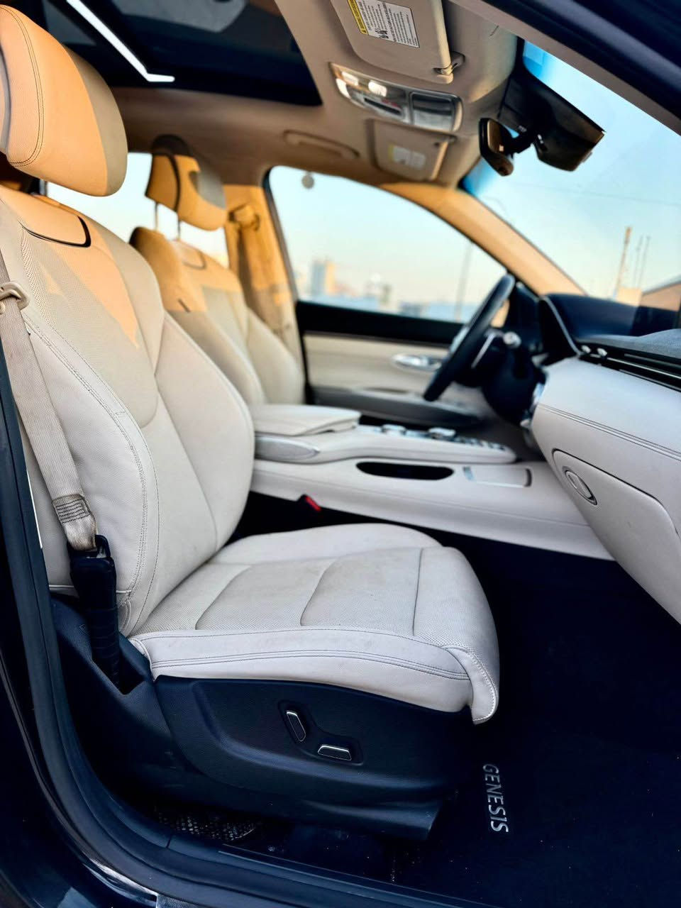 Genesis Gv70 2.5T Awd

وارد امريكي صور الحادث ورقم الشاصي بالمنشور تبديل بابين وجاملغ والبنيد مصلح ومصبوغ 
رقم بغداد شهداء وكالة عامة بسم المشتري

موديل 2024
مكينه 4 سلندر 2500 تيربو
دفع رباعي 4X4
سقف بانوراما 
بصمة تشغيل
بيبان بصمة
صندوق بصمة كهرباء 
كشنات خزّن ميموري 
كشنات جلد + تدفئة + تحكم كهرباء 
تدفئة ستيرن
شاشة كبيره 
نظام GPS
شاحن لاسلكي
كير ماوس
شفتات بالستيرن
تحكم ستيرن كهرباء 
رادار خلفي وامامي
رادار جانبي (نقطة عمياء)
حساسات خلفية
مري شفط وقلاب وترحيب
5 وضعيات قيادة 
وبعد هواي مواصفات 
السعر 225 وبيها مجال بسيط بيع او مراوس حسب القناعه
*********** بغداد, العراق
